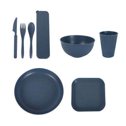 8-Piece Plastic Dinnerware Set